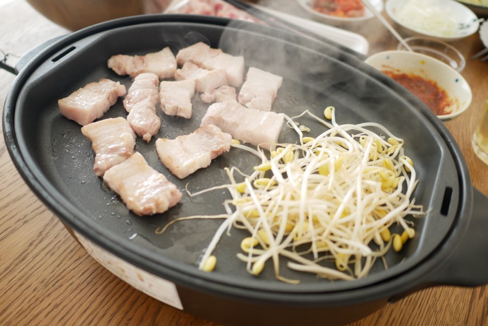 ホットプレートでサムギョプサル