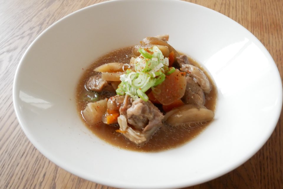 味噌と醤油の和風牛すじ煮込み
