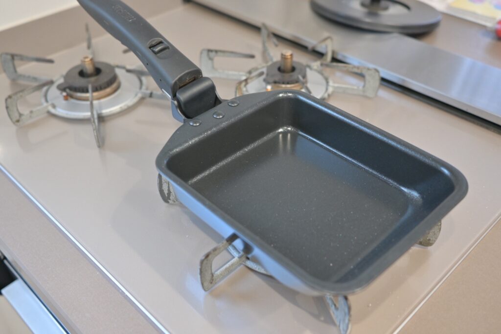 サーモスの卵焼きフライパン