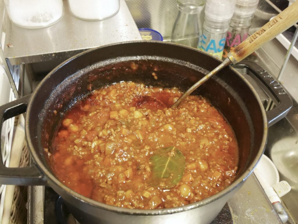 stuab20cmでカレーは4食分