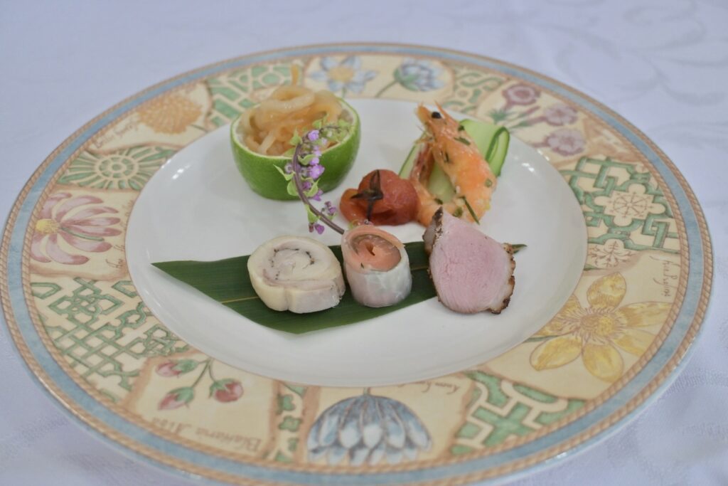 寒川神社　参集殿の中華懐石の前菜
