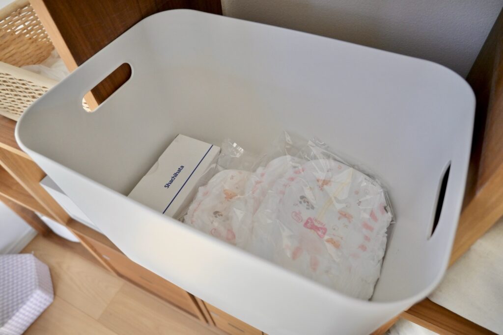 無印スタッキングシェルフのオムツ収納