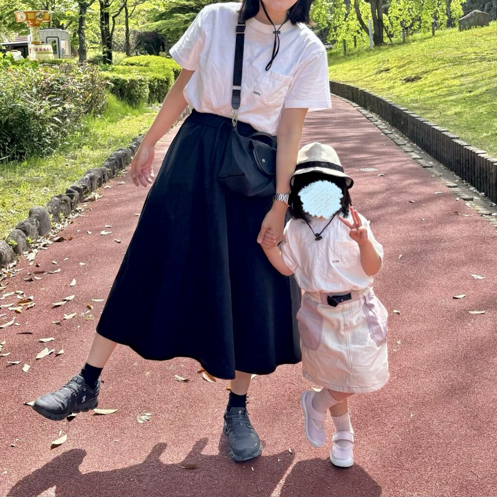 On cloud 6 スカートコーディネート