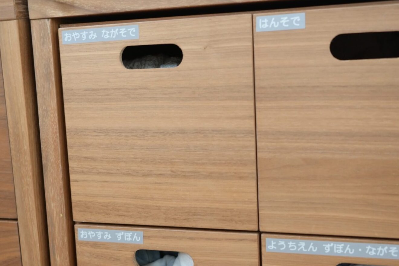 スタッキングシェルフへのラベリング