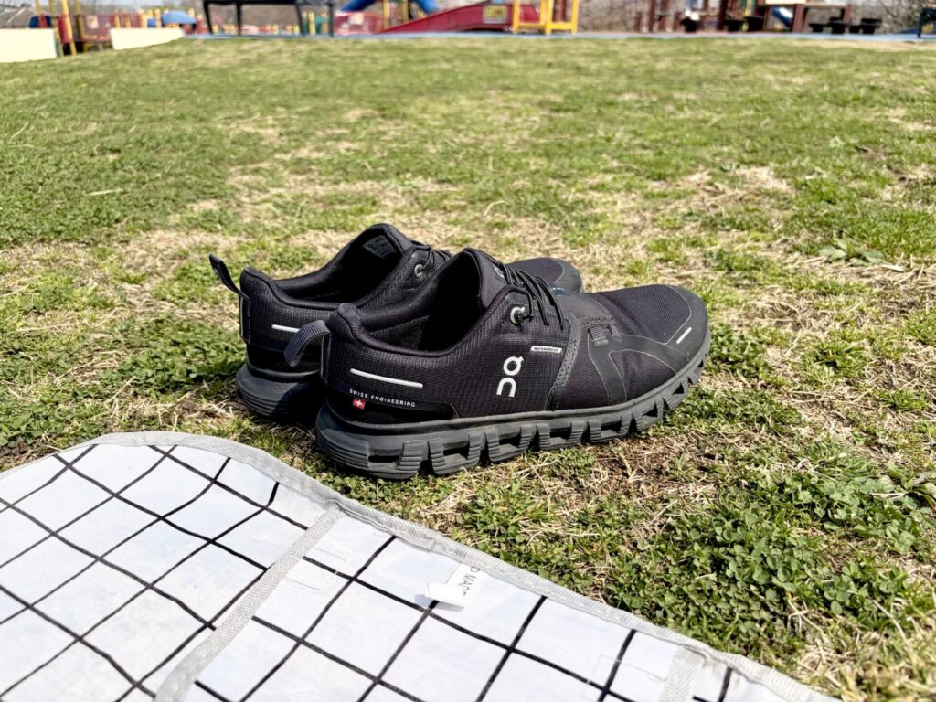 Onスニーカー　底ソール