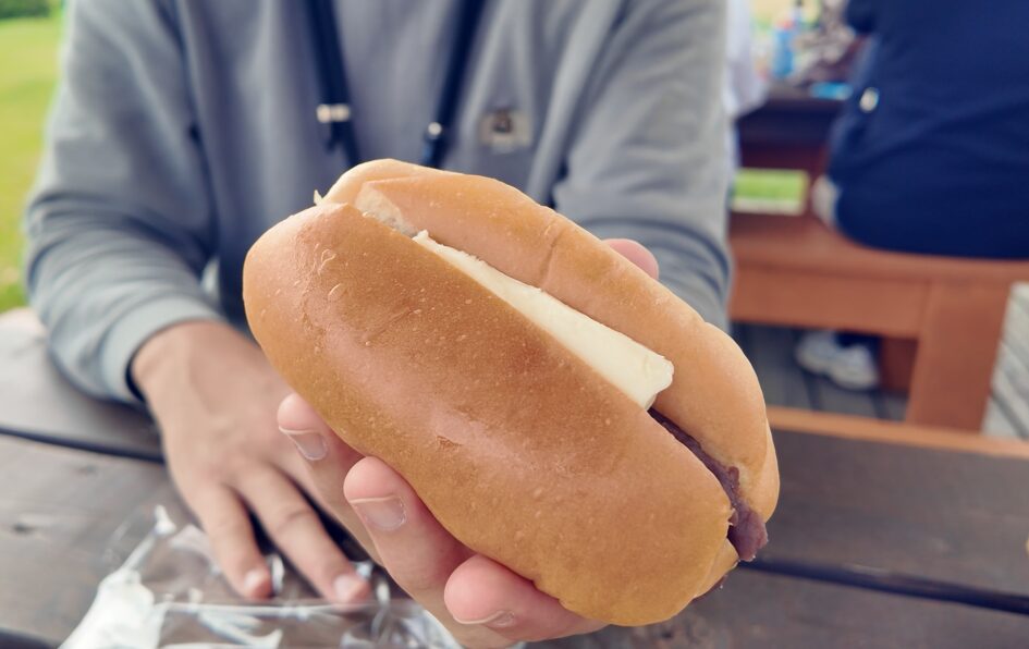 帯広　ますやパン麦音のあんバターサンド